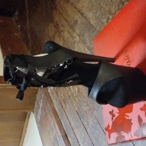 Pleaser heels
